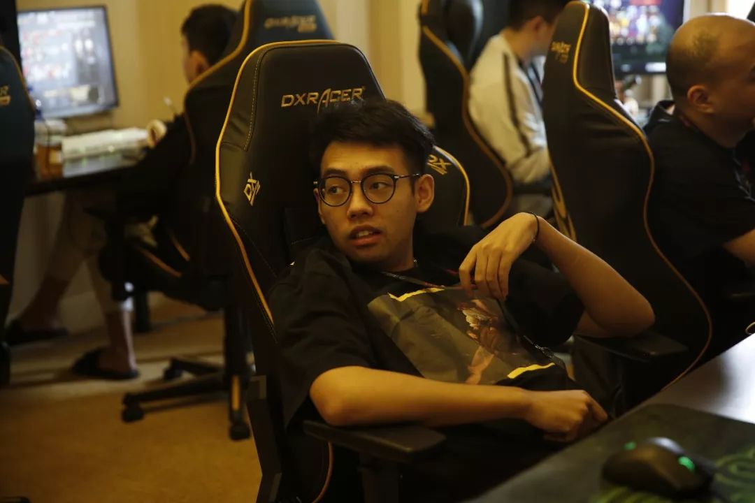 为什么高手从不炫耀？（真正的高手，何需炫耀？）