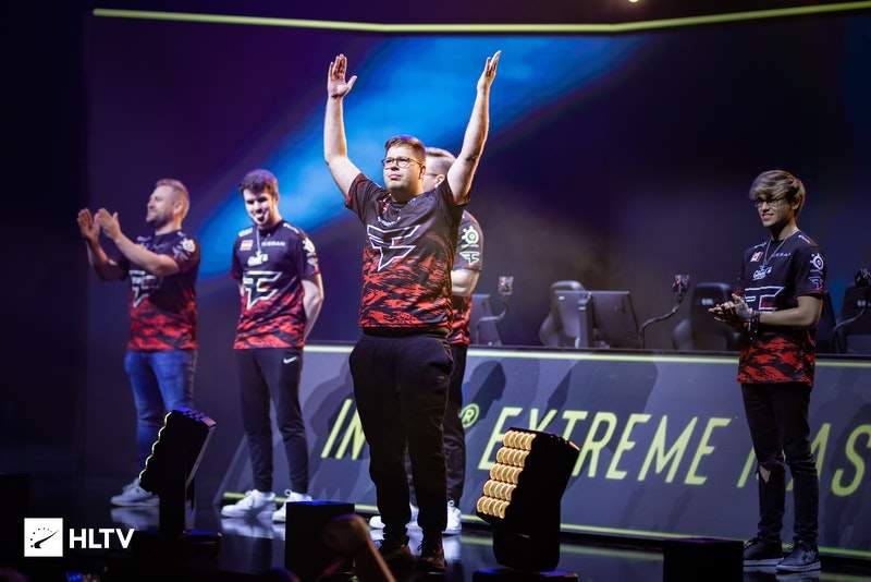 韩媒：电竞市场规模持续增长，但战队依旧亏损