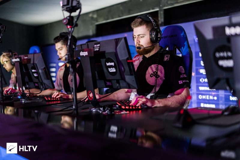 TGA电竞类奖项结果：Faker年度最佳选手，T1最佳战队