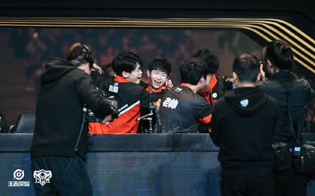 【前瞻】2021 IEM卡托维兹2021小组赛A组，Gambit vs G2